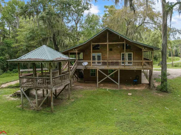 373 Jackson Arm Rd, Karnack, TX 75661