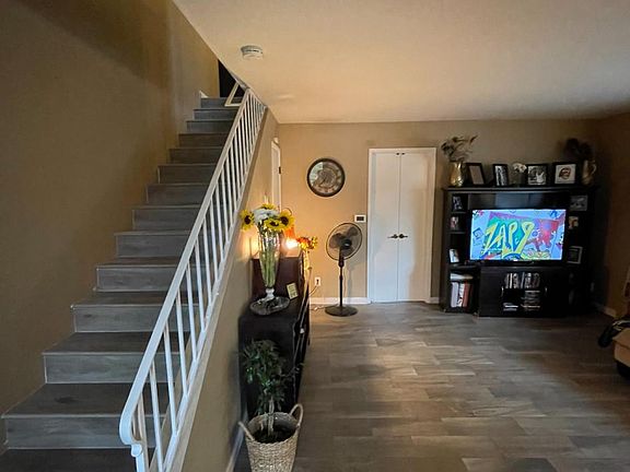 3rd image of 2643 Riverpine Ct