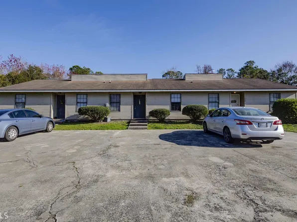 401 Admirals Walk Dr, Saint Marys, GA 31558
