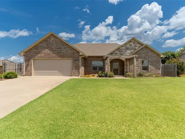 211 Shale Crst, Clinton, OK 73601