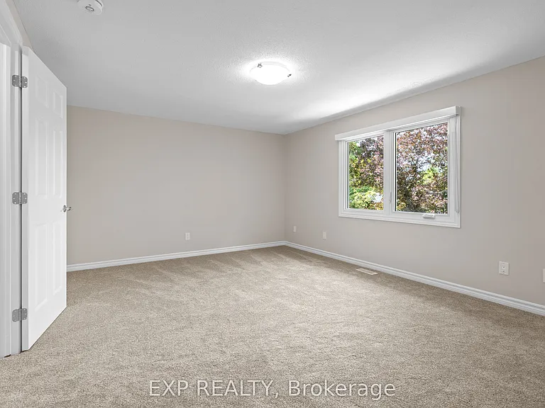 869 Maryland Ave — Photo 24