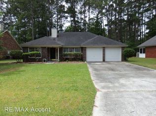 25 Parkside Dr, Richmond Hill, GA 31324