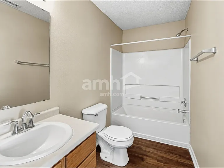 34 Frostwood Ln — Photo 11