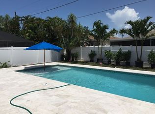 571 107th Ave N, Naples, FL 34108