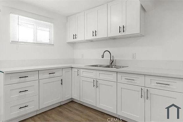 1st image of 4414 S Harvard Blvd