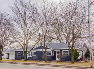 904 Chicago St, De Pere, WI 54115