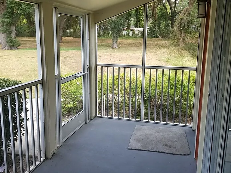 305 Lake Parsons Grn #101 — Photo 16
