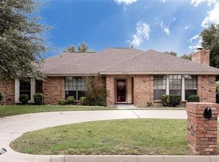 6629 Pleasant Ridge Dr, North Richland Hills, TX 76180