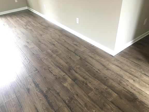 4th image of 4568 Saron Dr