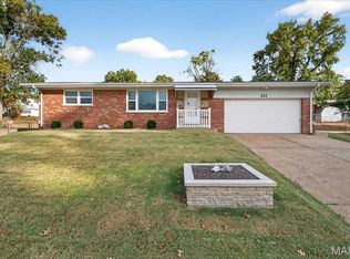 333 Pentonville Dr, Saint Louis, MO