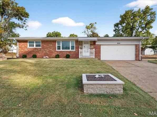 333 Pentonville Dr, Saint Louis, MO 63125