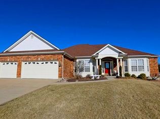 181 Lamp Post Ln, Arnold, MO 63010
