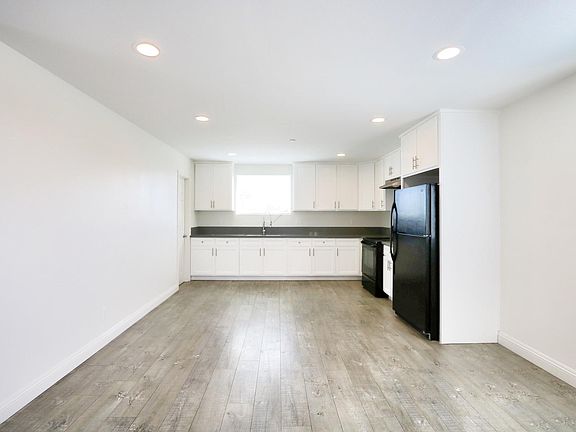 3rd image of 11315 S Central Ave #1/2