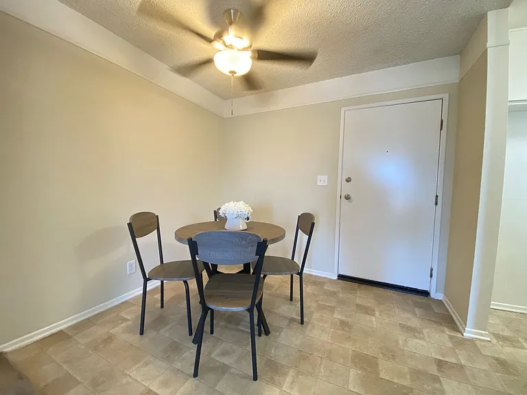 Northridge Place Apartments — Photo 72
