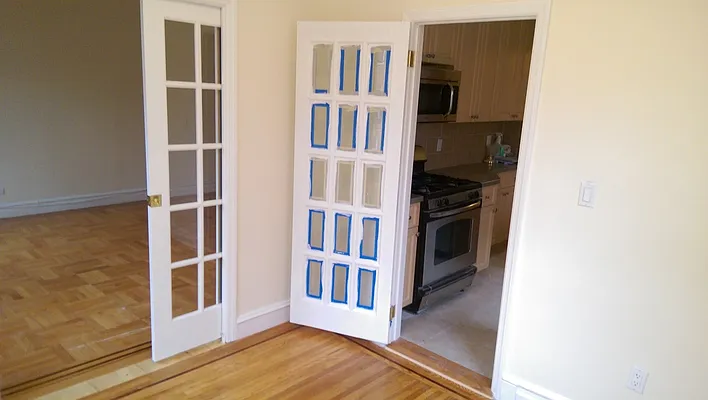 Sold by Metro Garden Realty NYC | media 40