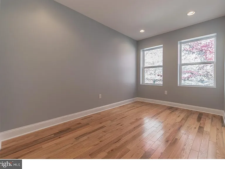 2441 Federal St — Photo 20