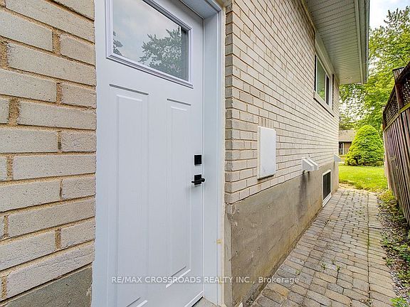 2nd image of 55 Gondola Cres