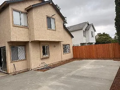 Building Photo - 2820 Candleberry Way