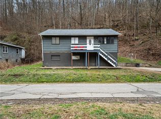 164 Kanawha 2 Mile Rd, Charleston, WV 25312