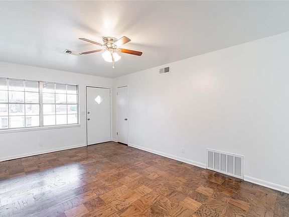4th image of 2428 Knox Dr