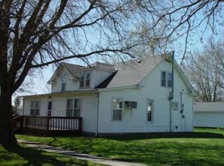 105 S 2nd St, Sheridan, MO 64486