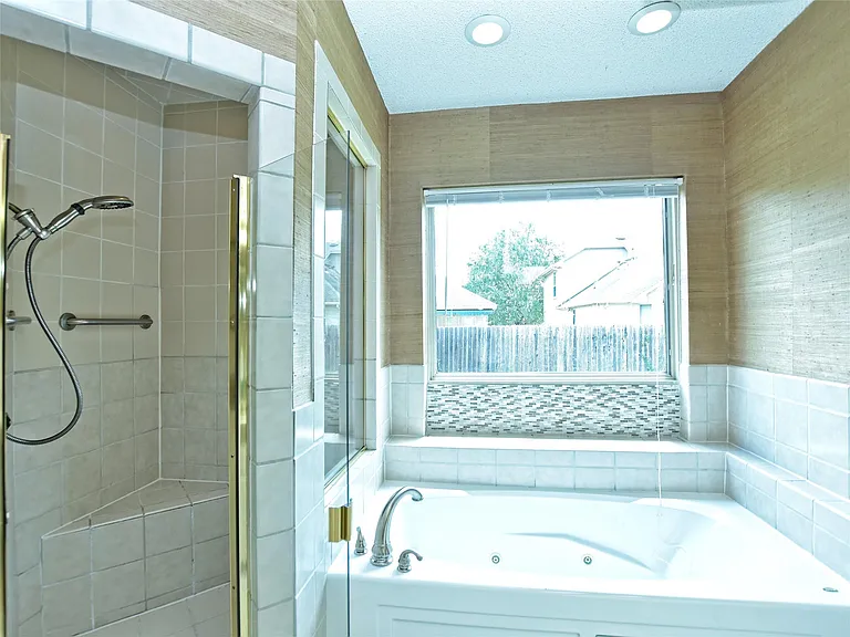 10215 River Plantation Dr #B — Photo 20