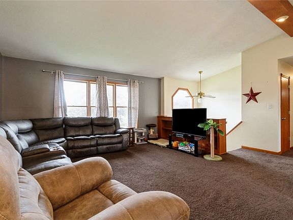 4th image of 1280 Brockman Ave