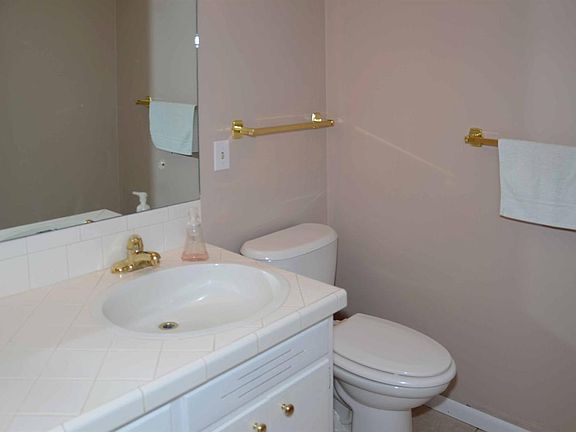 4th image of 1643 Dakota Cir #1645