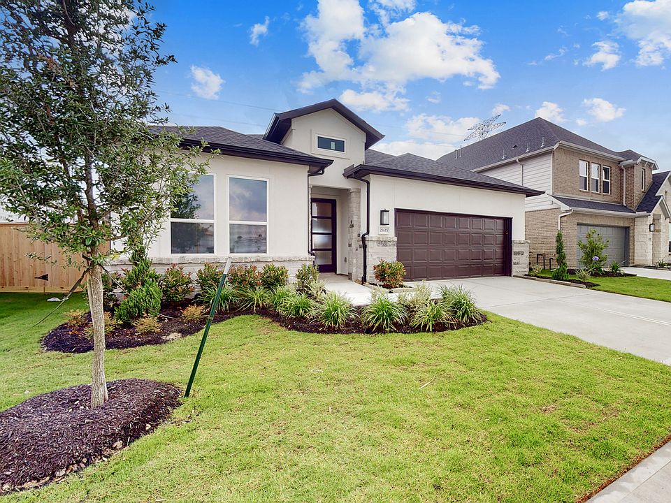 1st image of 21615 Angelina Bay Dr