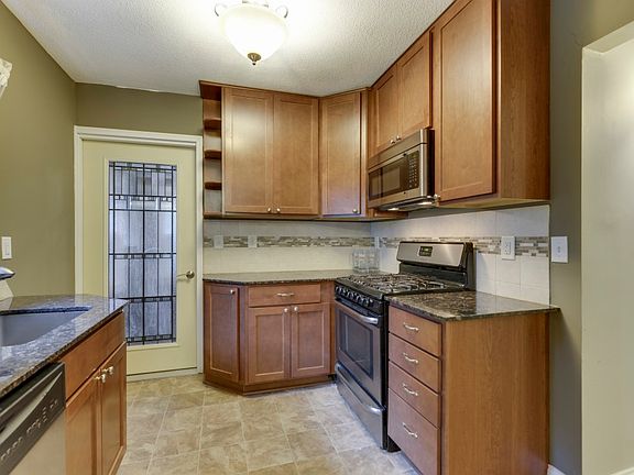 4th image of 3318 Johnson St NE
