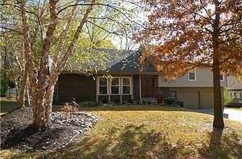 1st image of 10311 NW Mirror Lake Dr