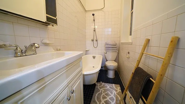 Rented by Dwell Residential Inc | media 11