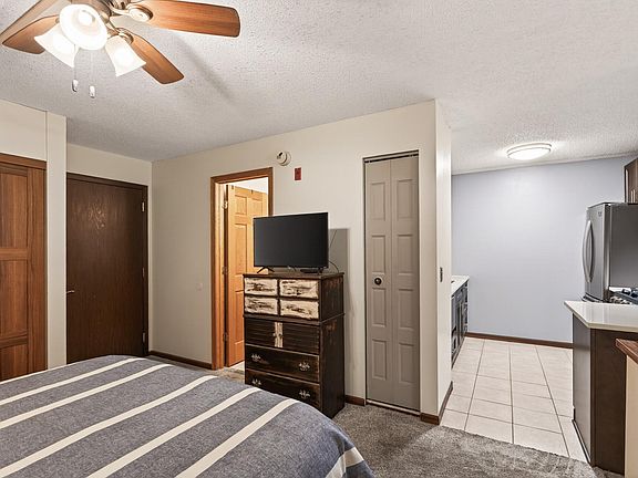 4th image of 1601 N Innsbruck Dr APT 379