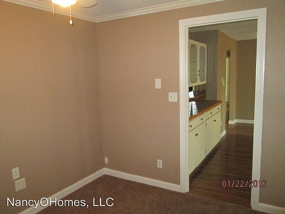 4th image of 9910 NE Oakhurst Dr
