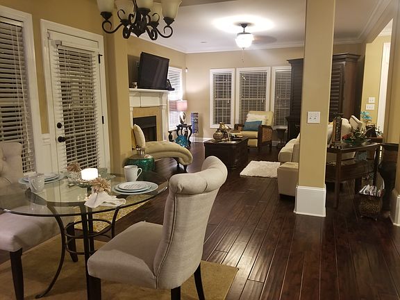 LG ENTERTAINING AREA