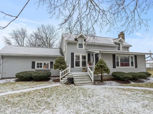 15504 Walnut St, Huntertown, IN 46748
