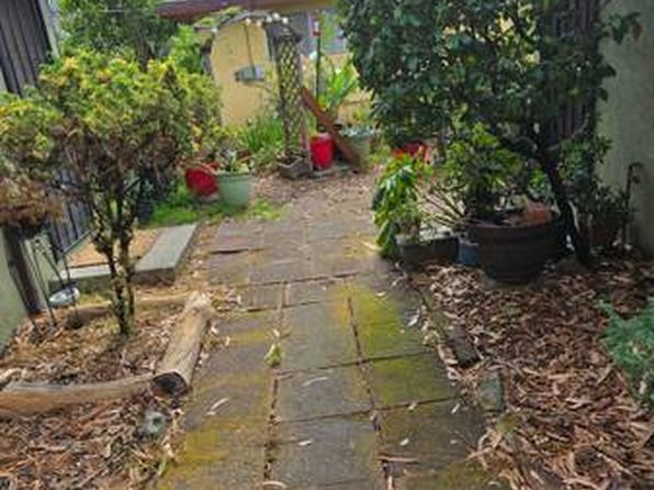 2735 Humboldt Ave #B