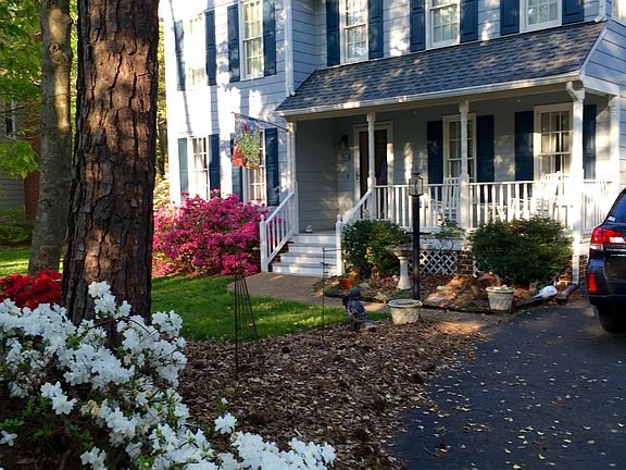 3rd image of 10324 Berkeley Manor Dr