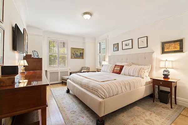 Sold by Corcoran | media 5