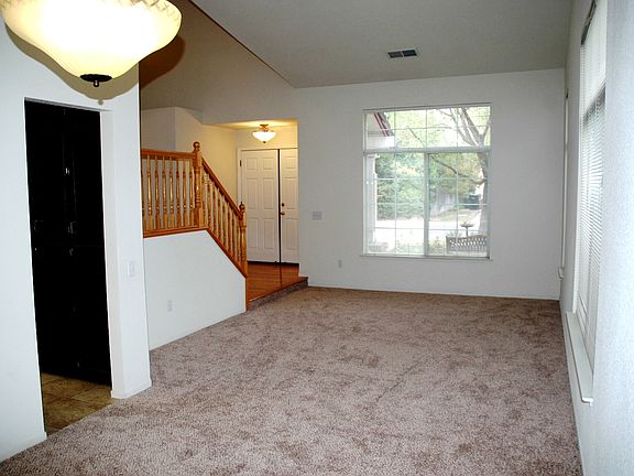 4th image of 8423 Piper Glen Way