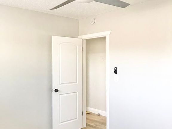 5th image of 1044 W 110th St #3
