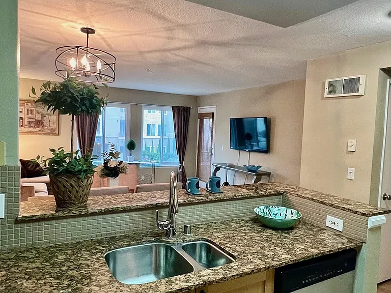 8889 Caminito Plaza Centro #7229 — Photo 54