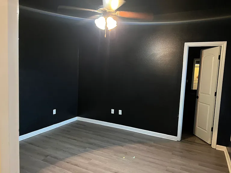 102 Petal Ave — Photo 5
