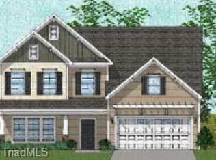 4523 Stratus Ln, Clemmons, NC 27012