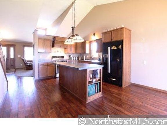 3rd image of 1615 Pebble Creek Dr