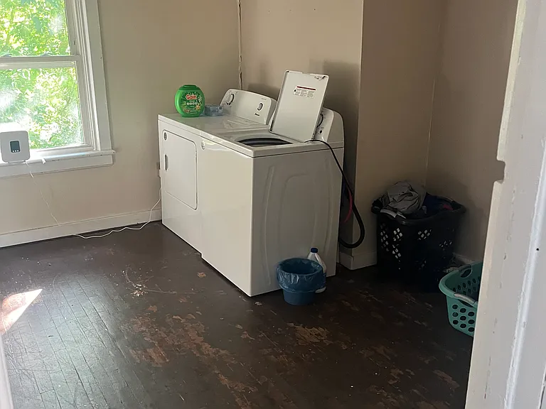 4504 Verona St — Photo 7