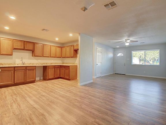 5th image of 4512 N 69th Dr