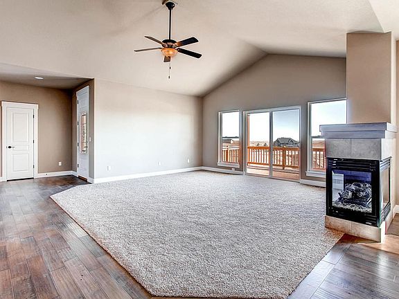 3rd image of 6998 Black Forest Dr