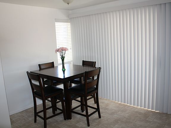 3rd image of 41237 Lace Cir