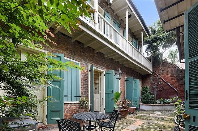 731 Saint Ann St #REAR